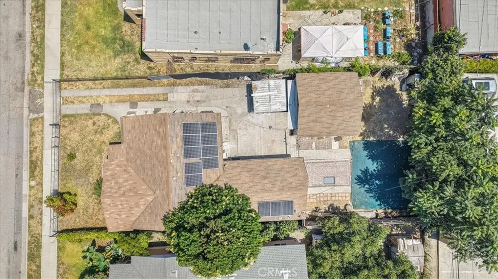 322 W School Street Compton, CA 90220