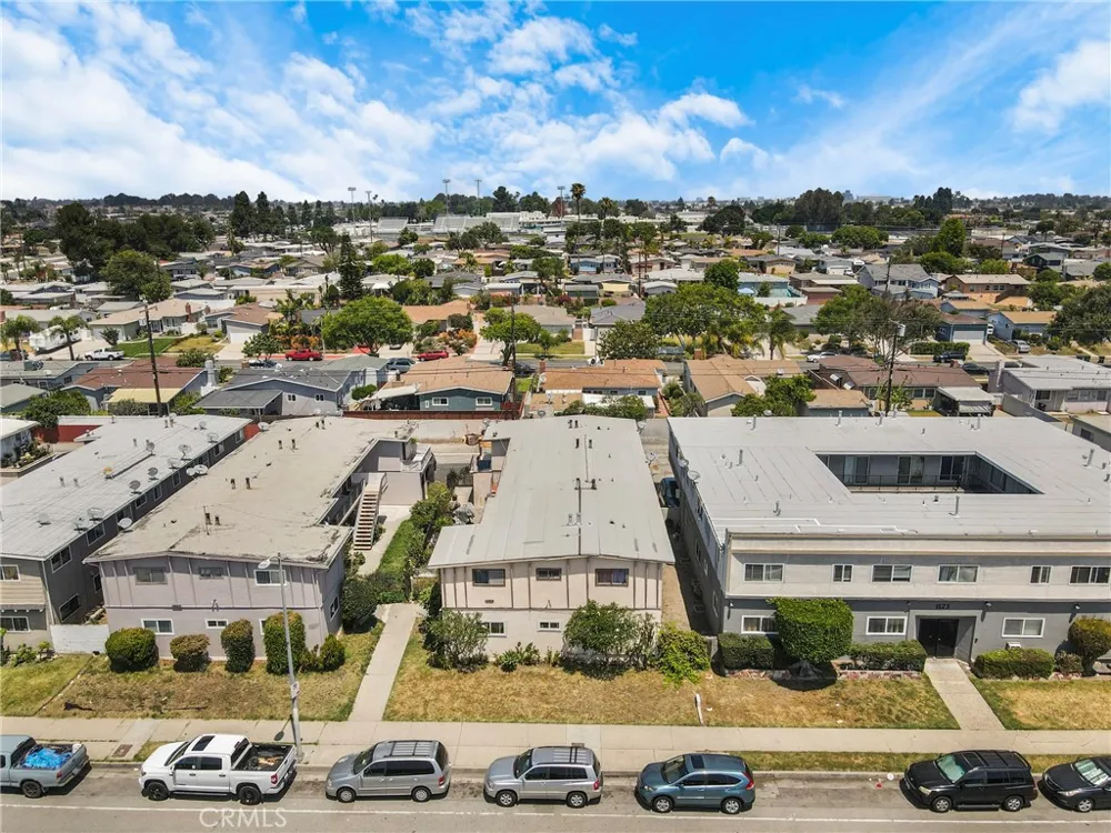 1625 Lomita Harbor City, CA 90710