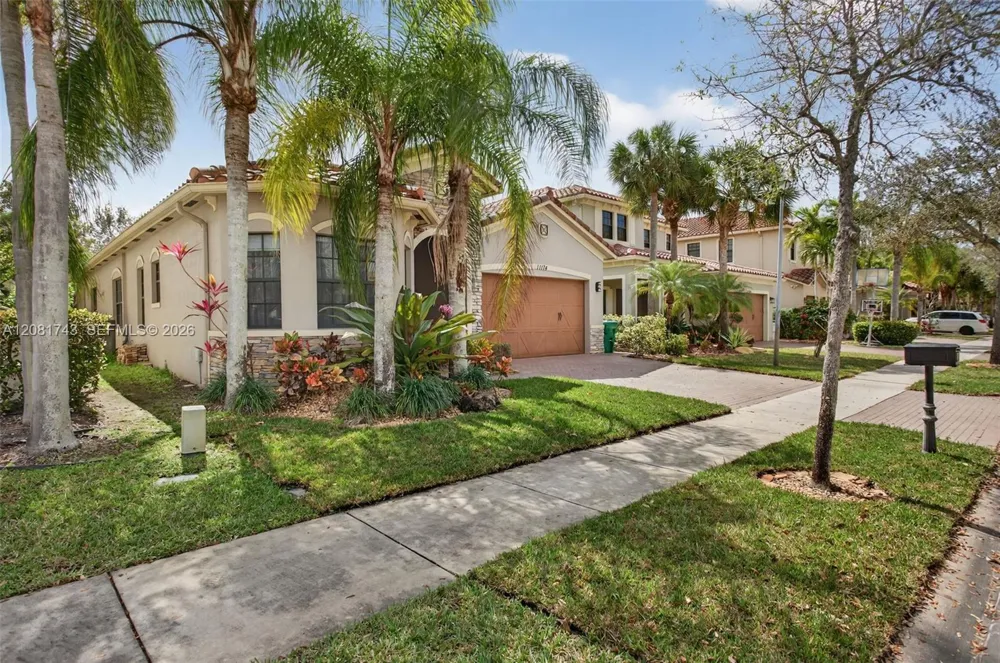 11174 NW 72nd Pl Parkland, FL 33076