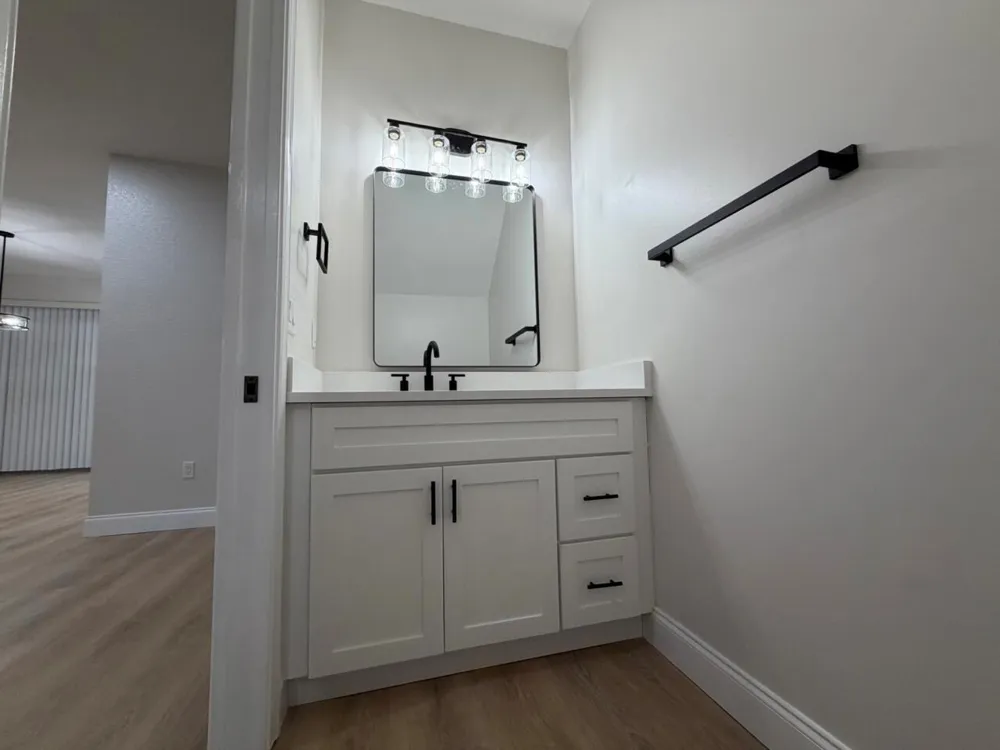 6268 S MILITARY TRAIL #103 Lake Worth, FL 33463