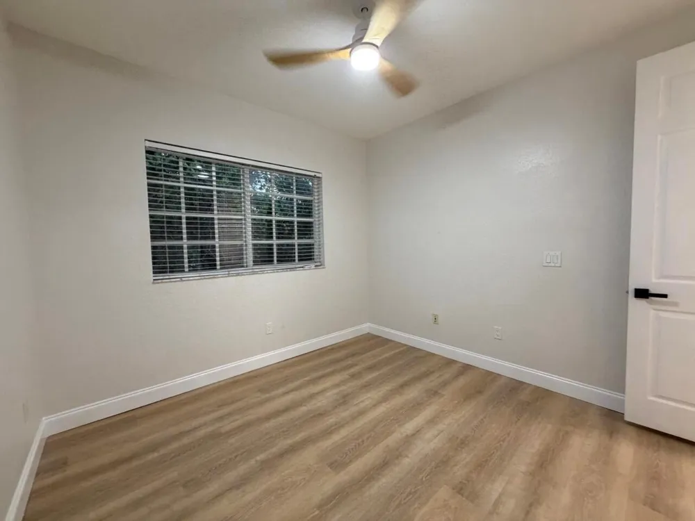6268 S MILITARY TRAIL #103 Lake Worth, FL 33463