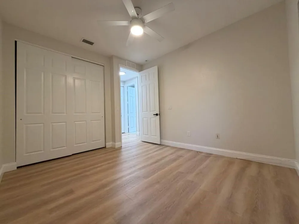 6268 S MILITARY TRAIL #103 Lake Worth, FL 33463