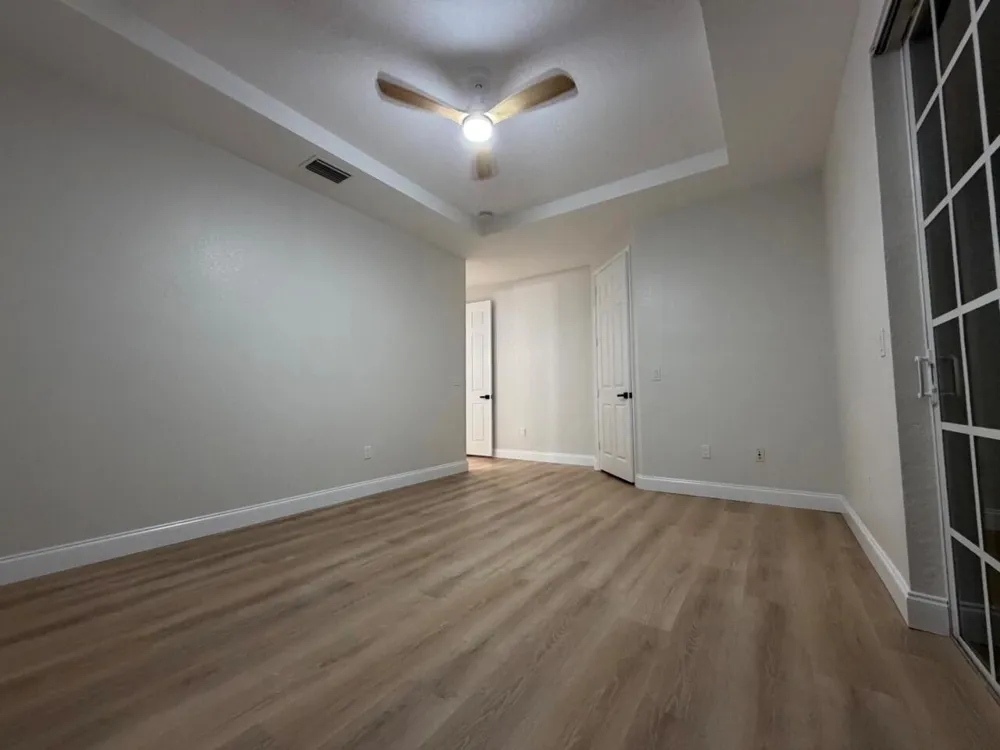 6268 S MILITARY TRAIL #103 Lake Worth, FL 33463