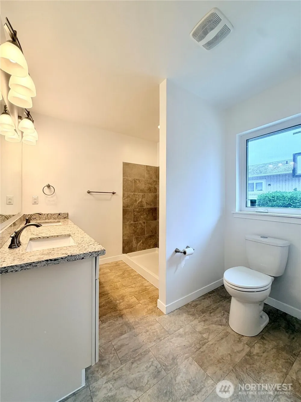 1034 S 74th Street Tacoma, WA 98408