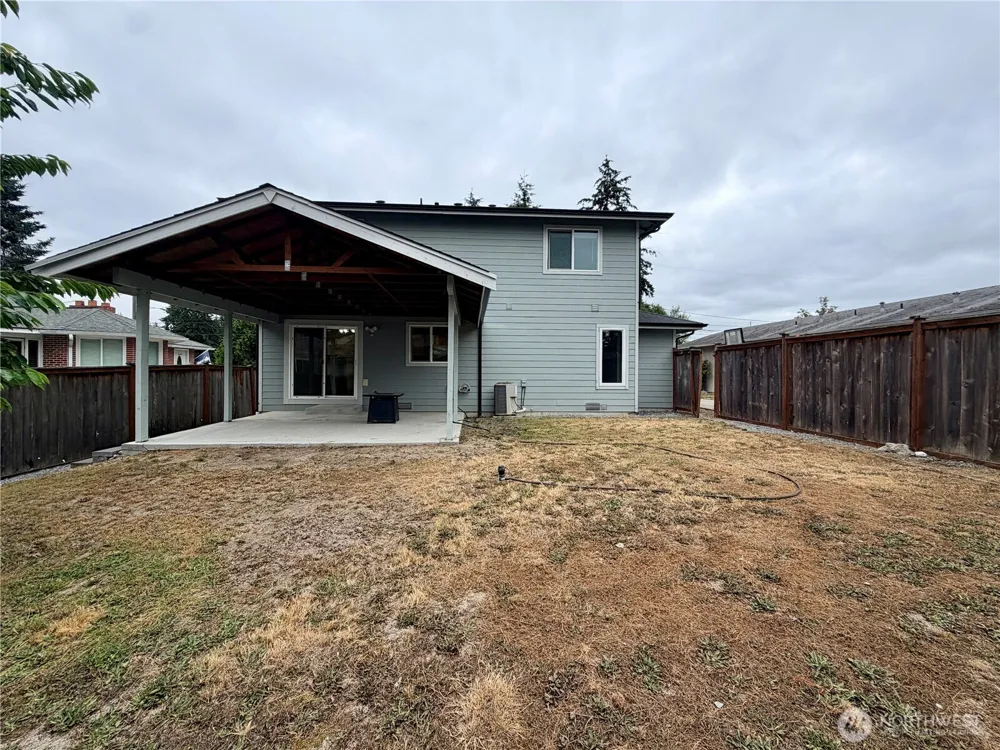 1034 S 74th Street Tacoma, WA 98408