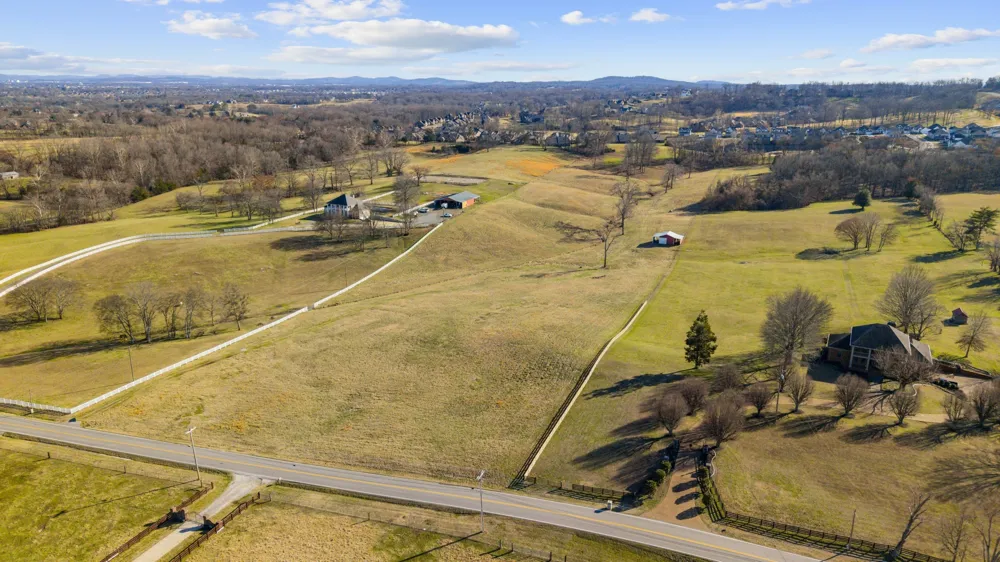 2764 Horn Springs Rd Lebanon, TN 37087