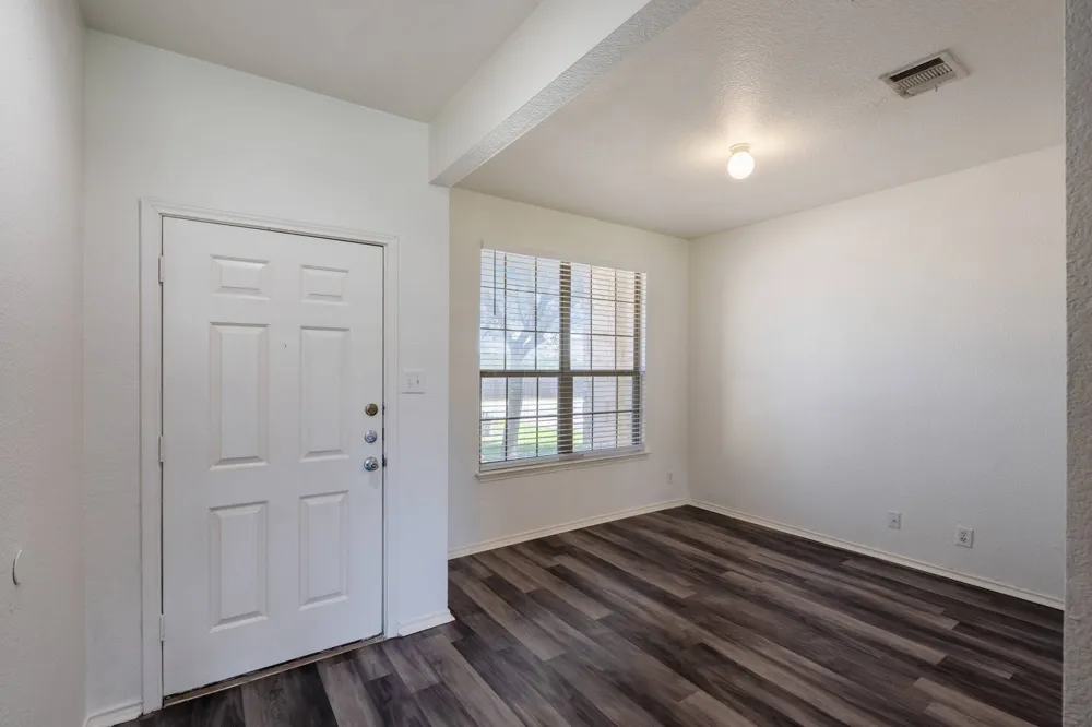 711 Abundance Lane Kyle, TX 78640