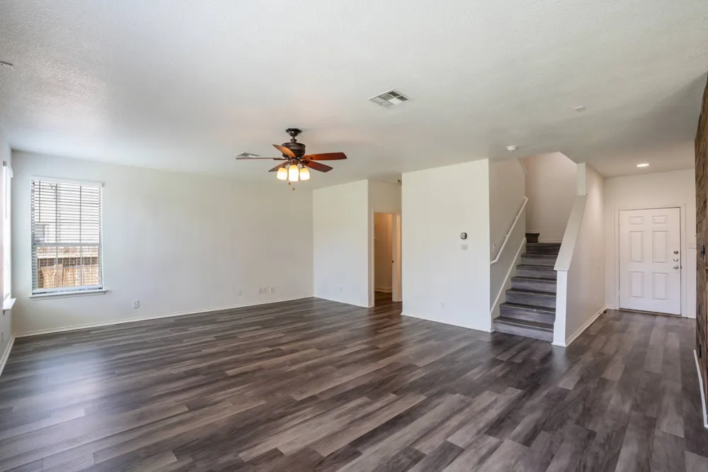 711 Abundance Lane Kyle, TX 78640