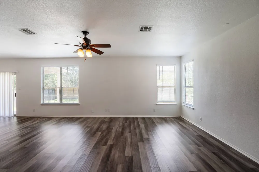 711 Abundance Lane Kyle, TX 78640