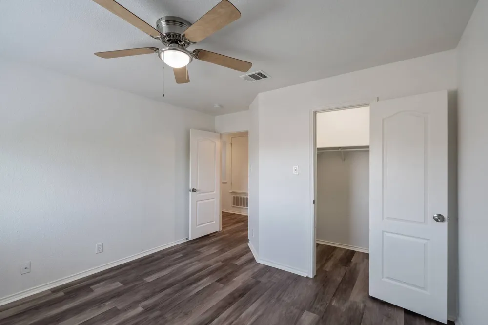 711 Abundance Lane Kyle, TX 78640