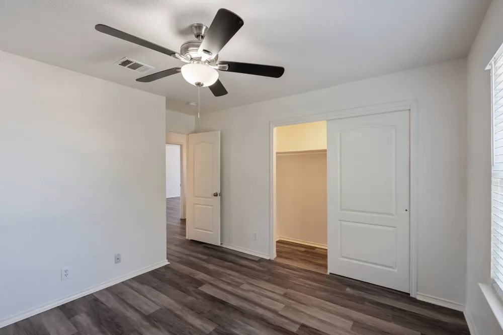 711 Abundance Lane Kyle, TX 78640