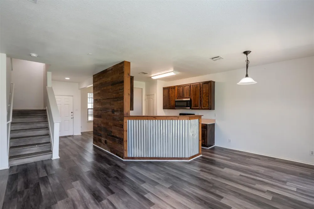 711 Abundance Lane Kyle, TX 78640