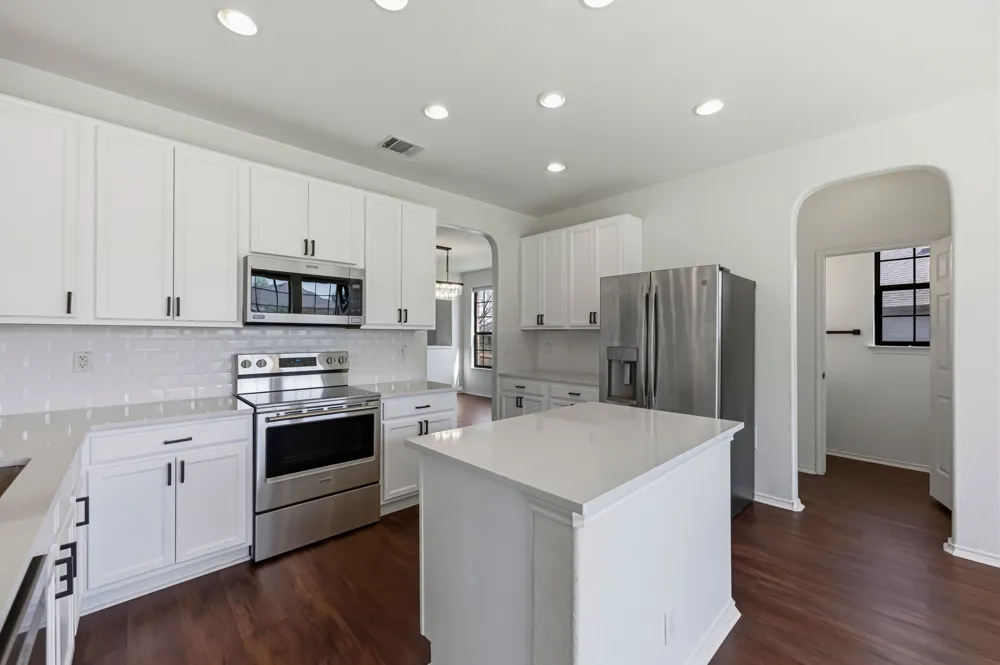 380 Apricot Drive Kyle, TX 78640