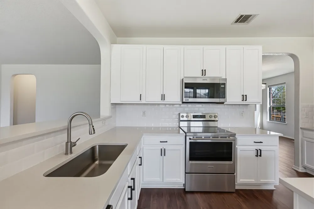 380 Apricot Drive Kyle, TX 78640