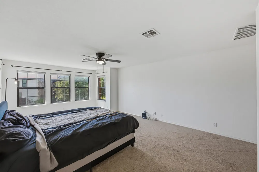 380 Apricot Drive Kyle, TX 78640