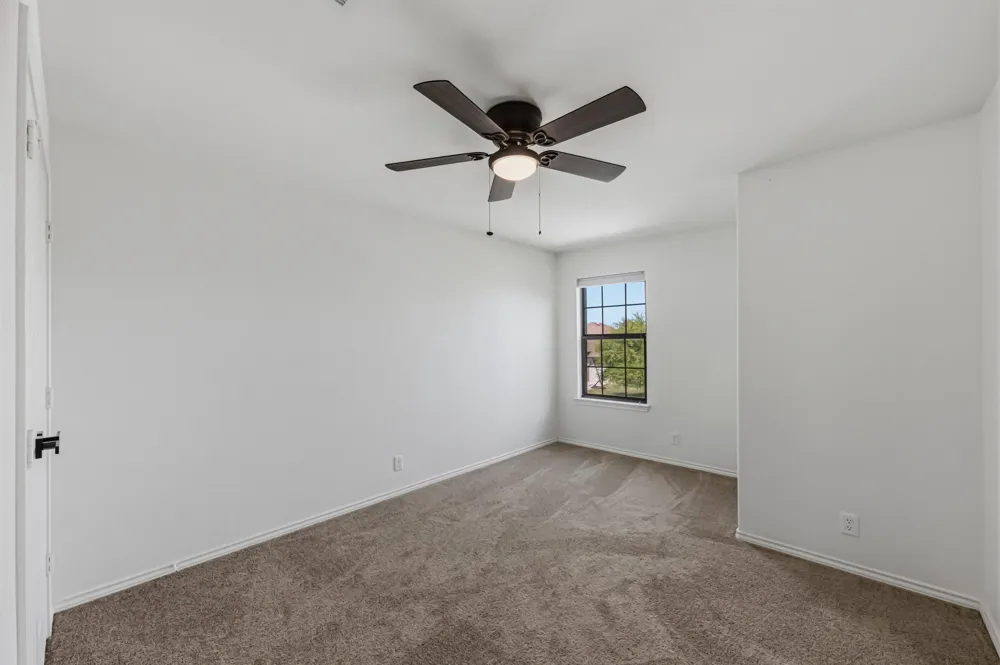 380 Apricot Drive Kyle, TX 78640