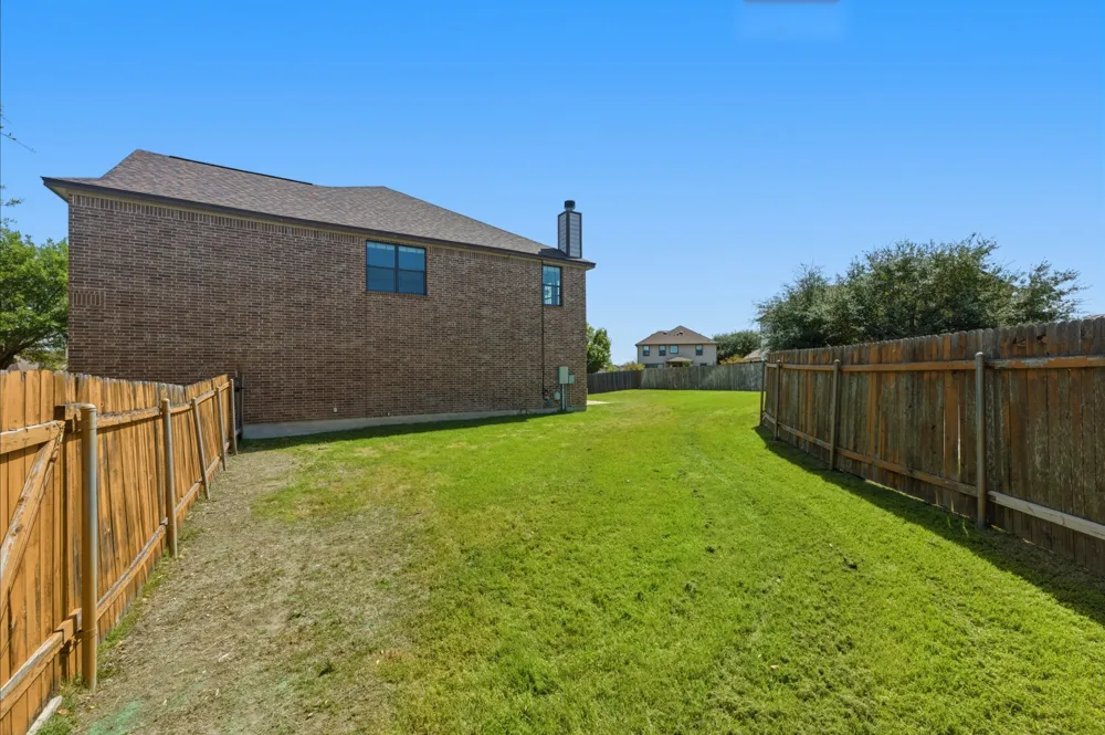 380 Apricot Drive Kyle, TX 78640