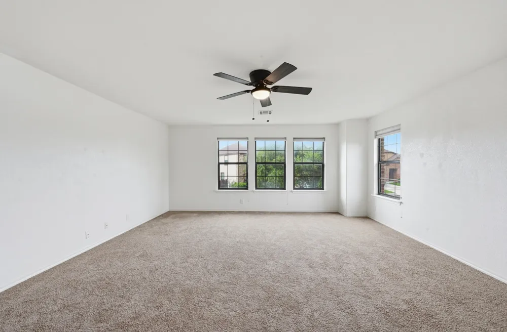 380 Apricot Drive Kyle, TX 78640