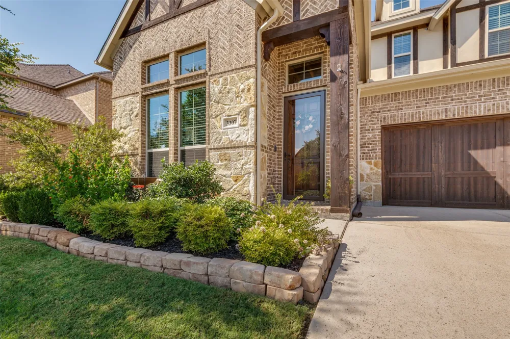 3307 Willow Brook Drive Mansfield, TX 76063