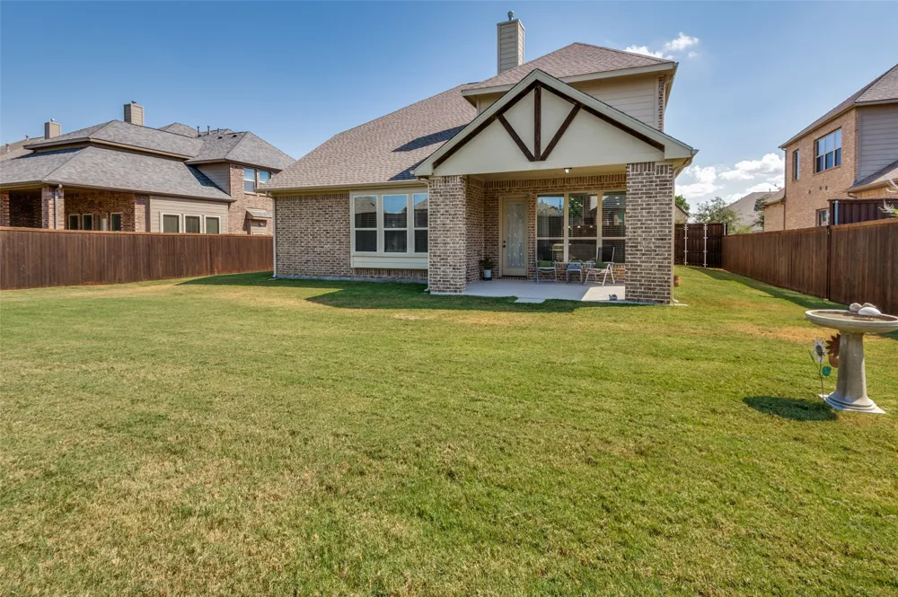 3307 Willow Brook Drive Mansfield, TX 76063