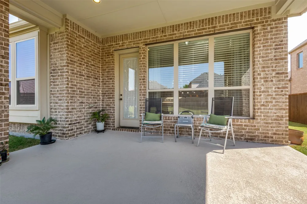 3307 Willow Brook Drive Mansfield, TX 76063