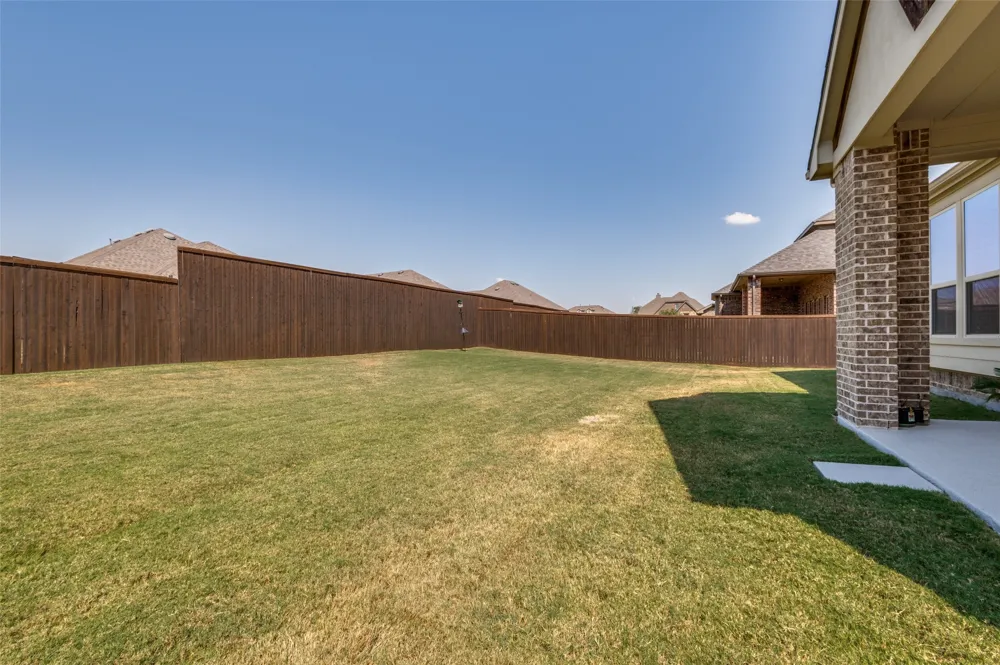 3307 Willow Brook Drive Mansfield, TX 76063