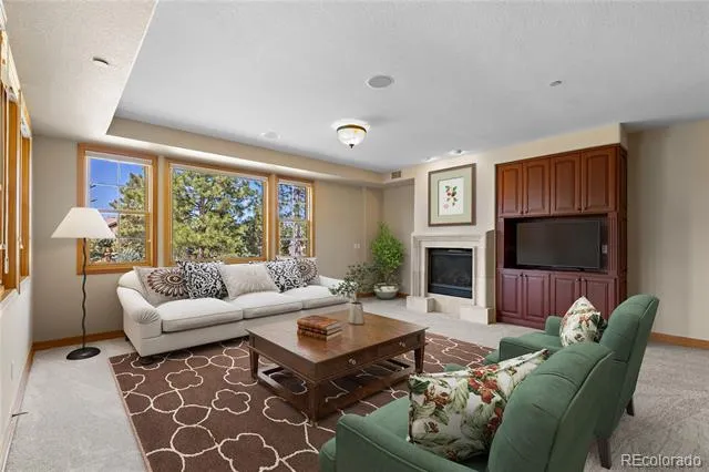 6127 Maroon Peak Place Castle Rock, CO 80108