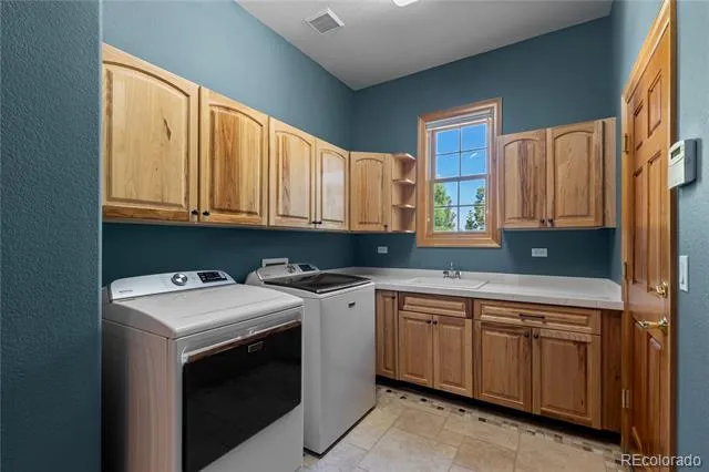 6127 Maroon Peak Place Castle Rock, CO 80108