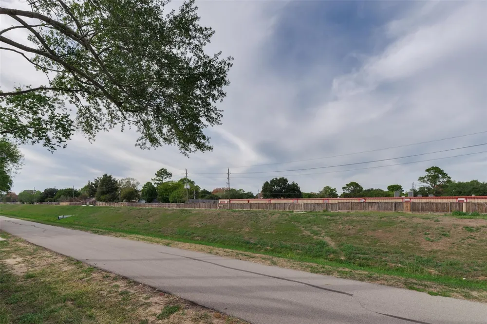22206 Fork Drive Katy, TX 77450