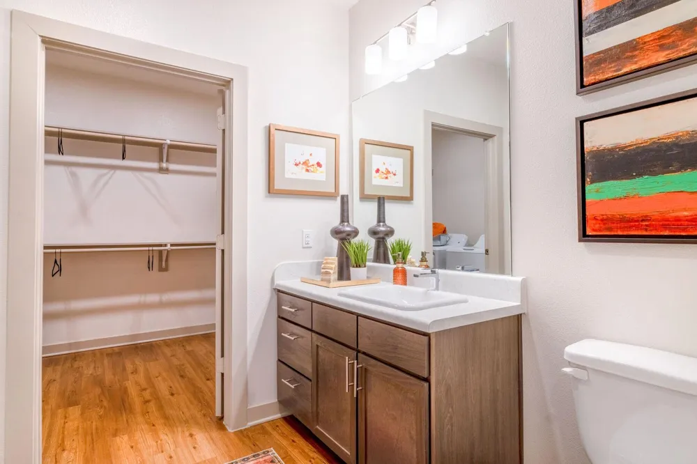 13939 Hillcroft Avenue #7206 Houston, TX 77085