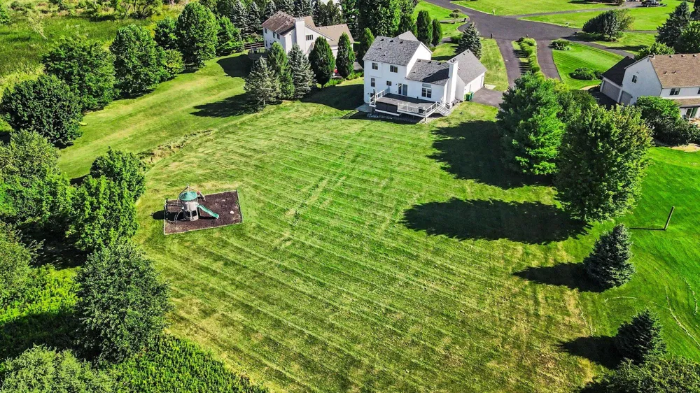 2663 Island Hills Drive Dexter, MI 48130