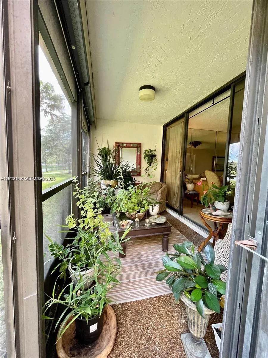 8592 W Sunrise Blvd #111 Plantation, FL 33322