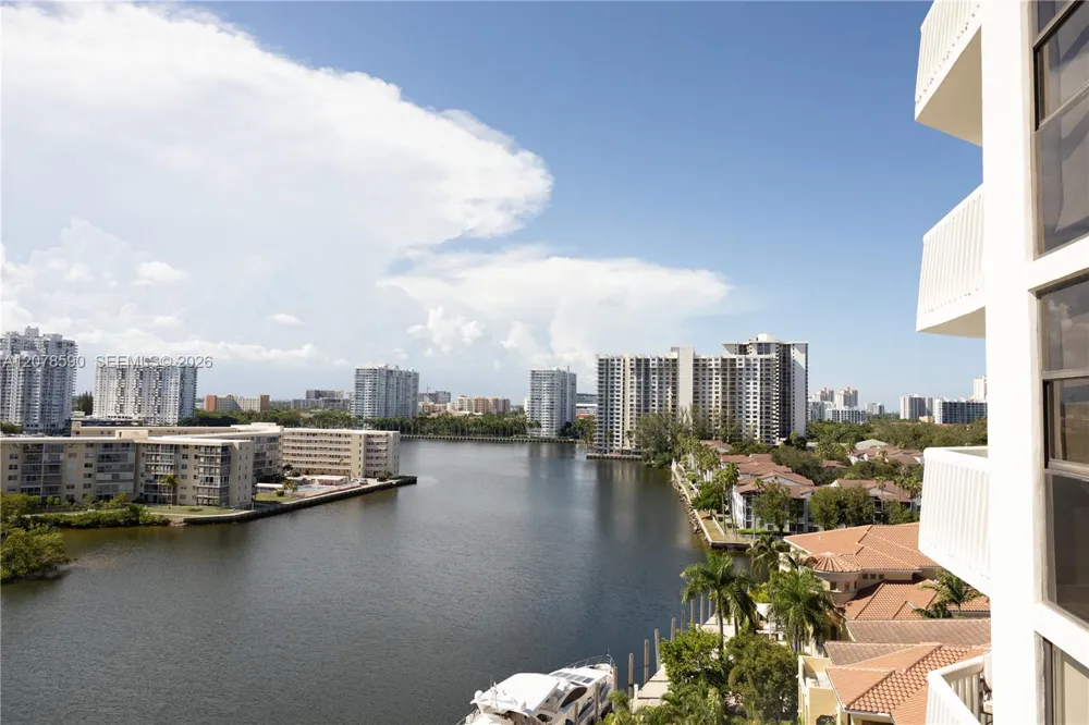 1000 W Island Blvd #1010 Aventura, FL 33160