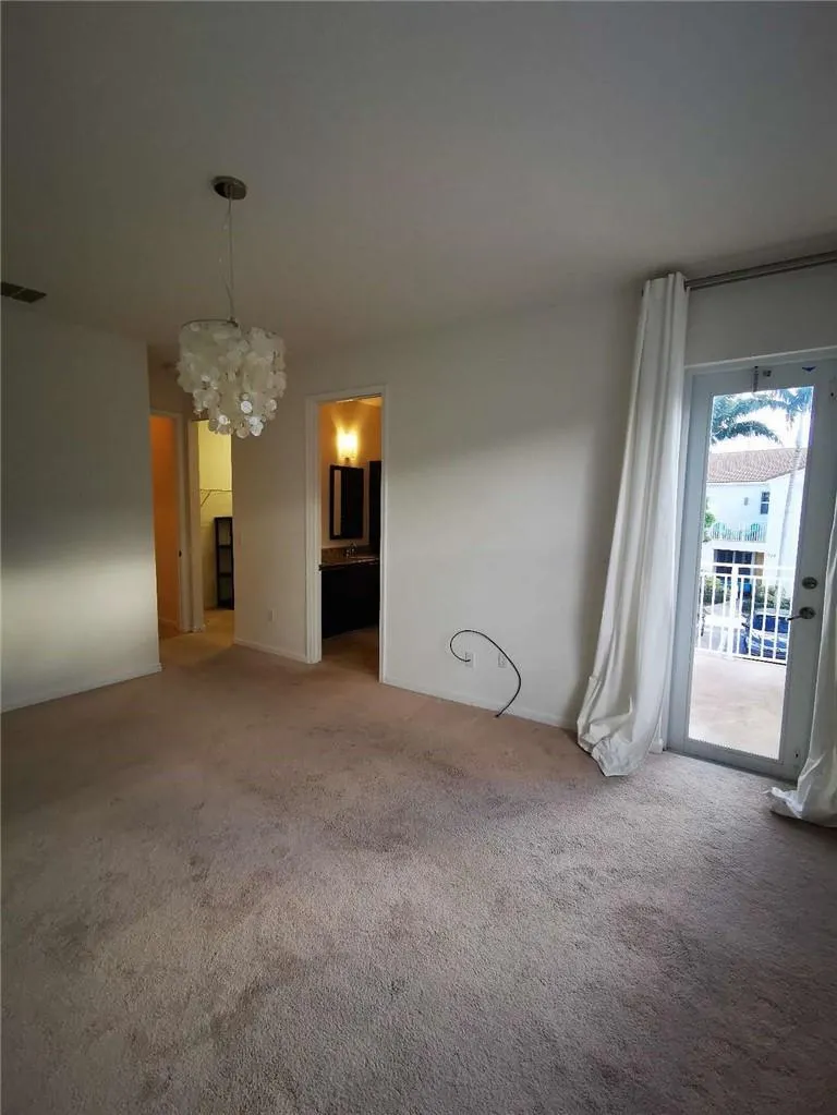 5011 NW 15TH TERRACE Boca Raton, FL 33431