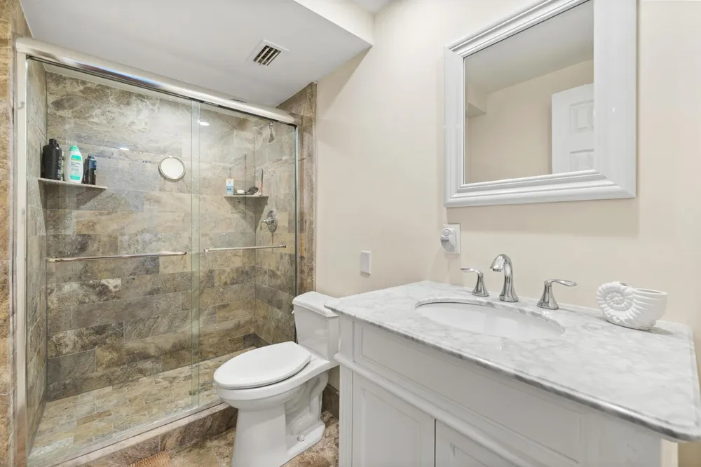 501 LAKE SHORE DRIVE #606 Lake Park, FL 33403