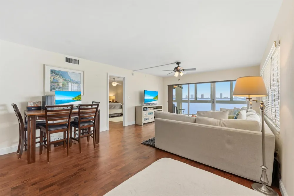501 LAKE SHORE DRIVE #606 Lake Park, FL 33403