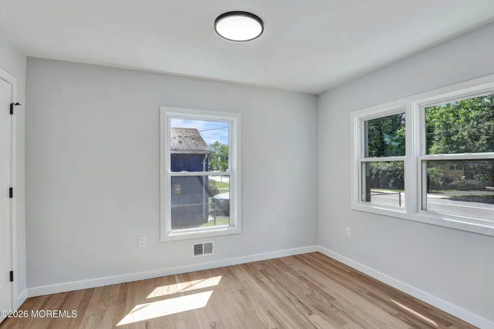 769 Cliffwood Avenue Cliffwood Beach, NJ 07735