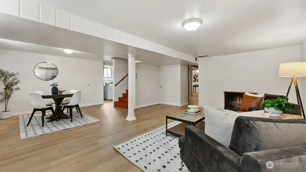 9533 14th Avenue NW Seattle, WA 98117