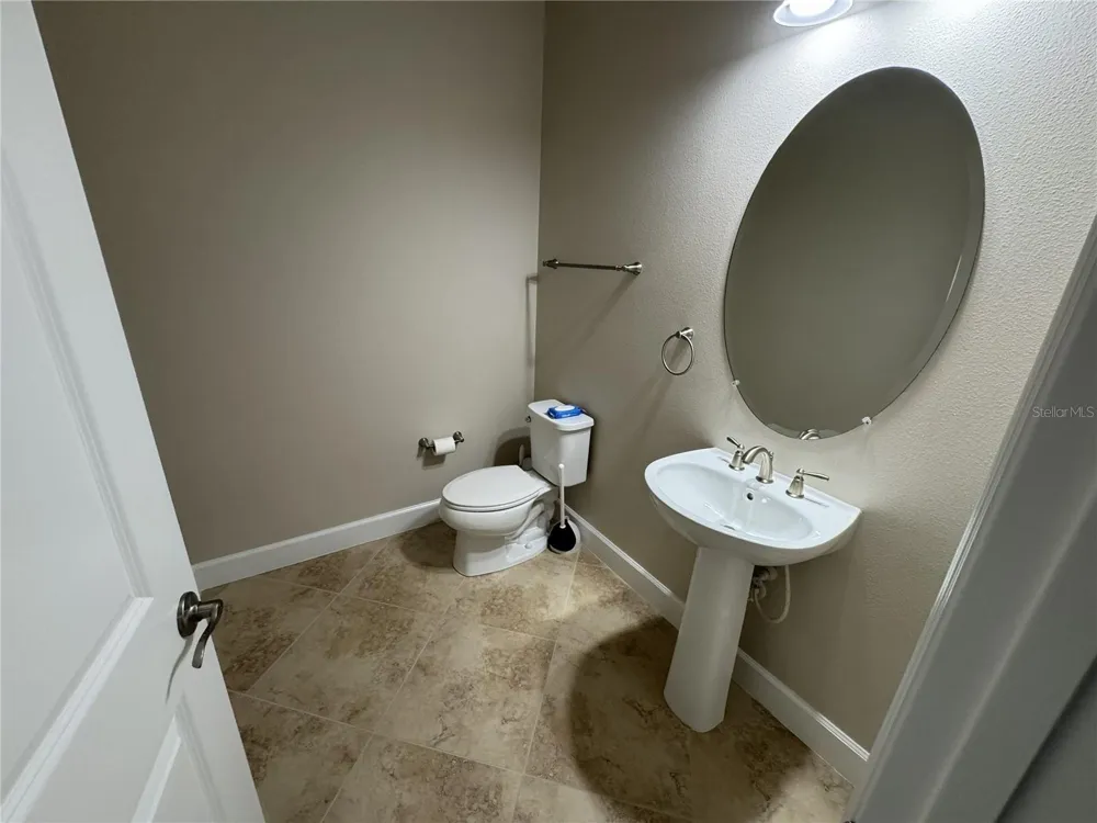 5847 PALMER RANCH PARKWAY Sarasota, FL 34238