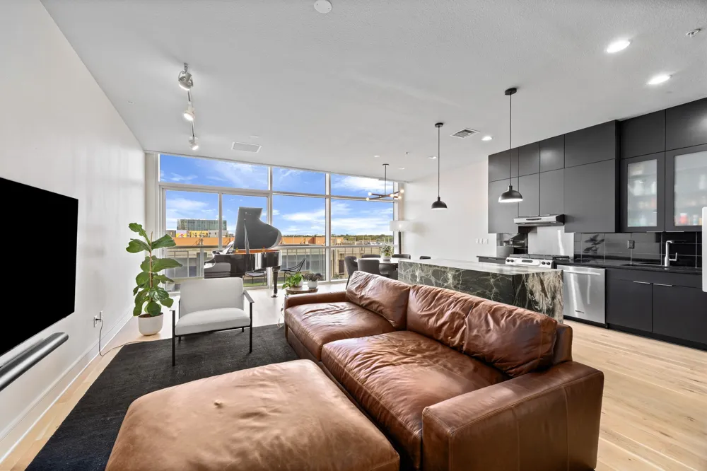 555 E 5th Street #521 Austin, TX 78701