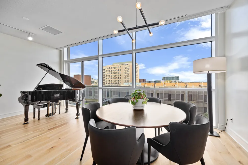 555 E 5th Street #521 Austin, TX 78701
