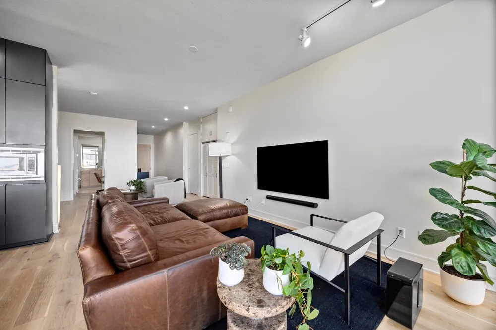 555 E 5th Street #521 Austin, TX 78701