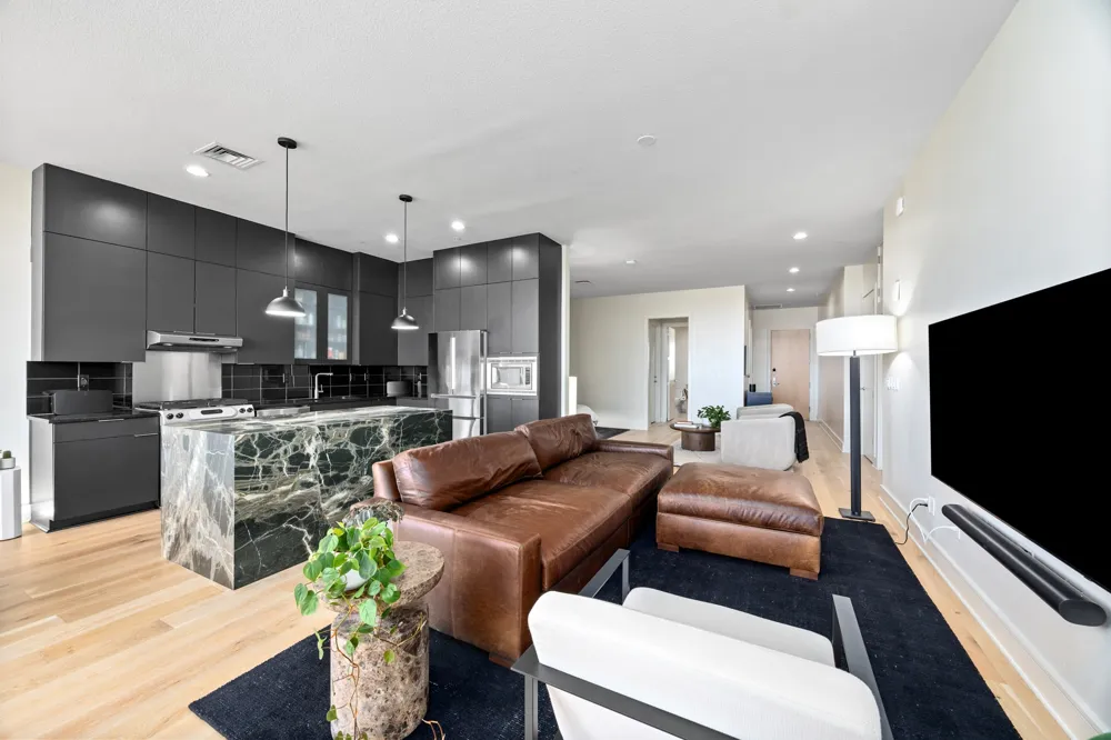 555 E 5th Street #521 Austin, TX 78701