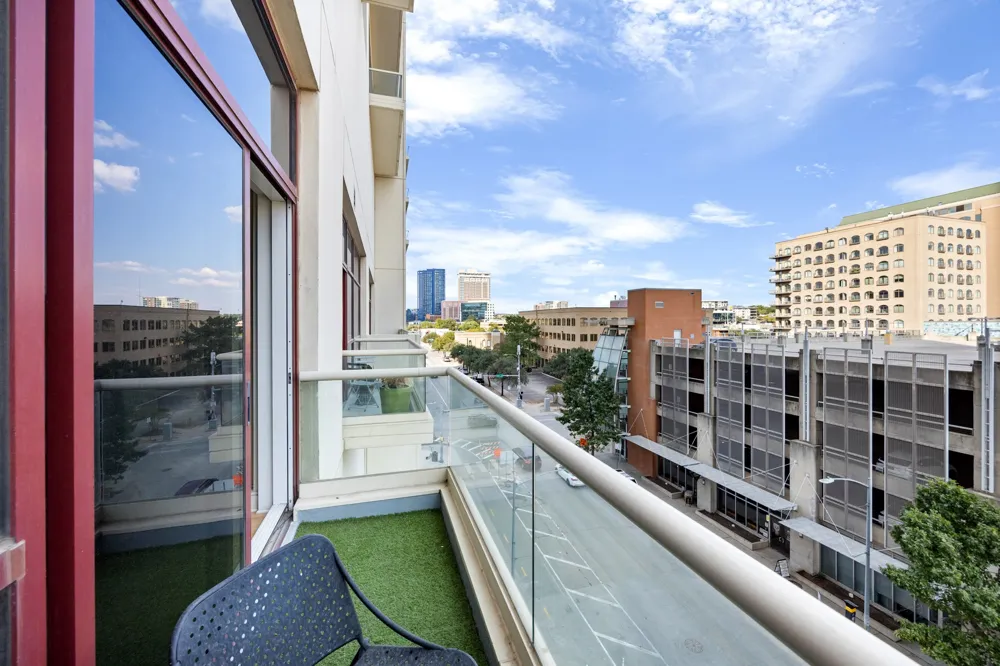 555 E 5th Street #521 Austin, TX 78701