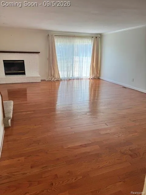 572 Tennyson Rochester Hills City, MI 48307