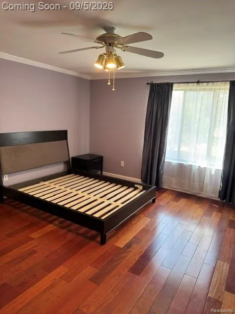 572 Tennyson Rochester Hills City, MI 48307