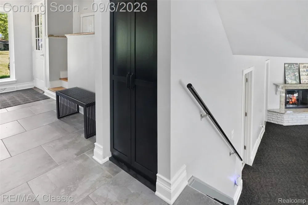 7514 Capri Drive White Lake Charter Township, MI 48383