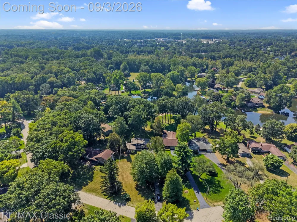7514 Capri Drive White Lake Charter Township, MI 48383