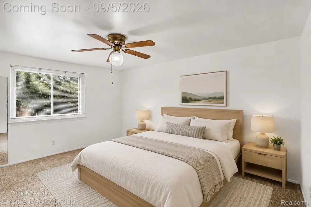 1373 Stonetree Drive Troy City, MI 48083