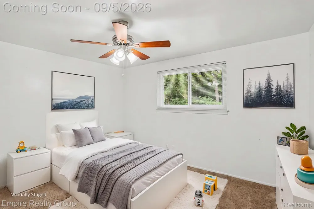 1373 Stonetree Drive Troy City, MI 48083